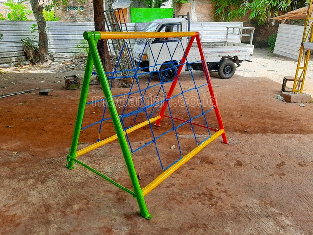 Jual Murah Mainan Panjat Tambang Segitiga Anak TK PAUD Buton Selatan