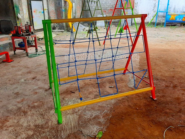 Jual Murah Mainan Panjat Tambang Segitiga Anak TK PAUD Cilegon