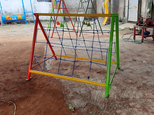 Jual Murah Mainan Panjat Tambang Segitiga Anak TK PAUD Maybrat