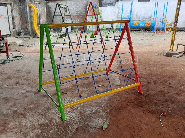Jual Murah Mainan Panjat Tambang Segitiga Anak TK PAUD Seluma