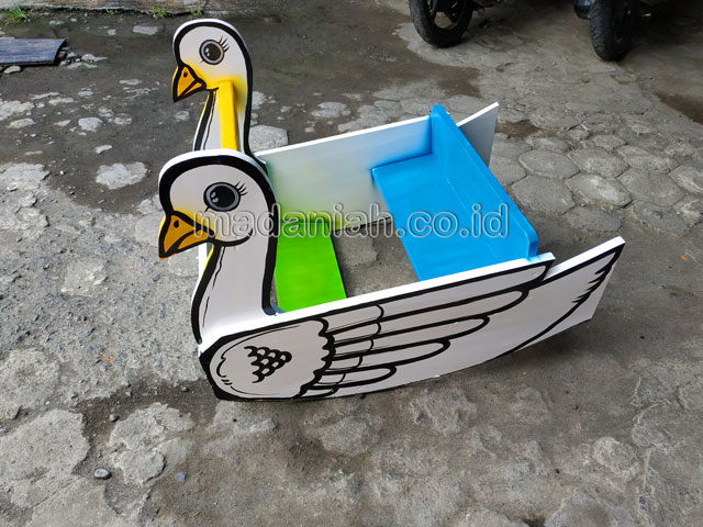 Jual Murah Toko Mainan Angsa Goyang Anak TK PAUD Kepulauan Aru