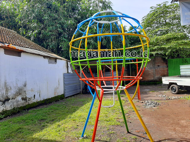 Jual Murah Toko Mainan Bola Dunia Anak TK PAUD Malinau