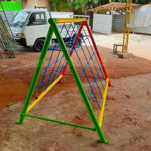 Jual Murah Toko Mainan Panjat Tambang Segitiga Anak TK PAUD Malang
