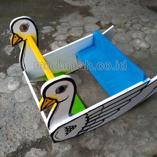 Jual Murah Mainan Angsa Goyang Anak TK PAUD Biak Numfor