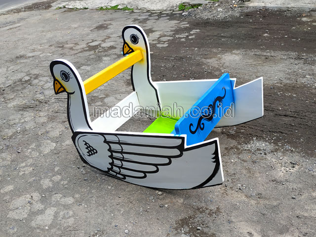 Jual Murah Mainan Angsa Goyang Anak TK PAUD Karawang