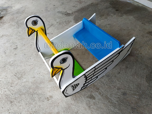 Jual Murah Mainan Angsa Goyang Anak TK PAUD Madiun