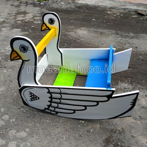Jual Murah Mainan Angsa Goyang Anak TK PAUD Pegunungan Bintang Jual Murah Mainan Angsa Goyang Anak TK PAUD Pegunungan Bintang
