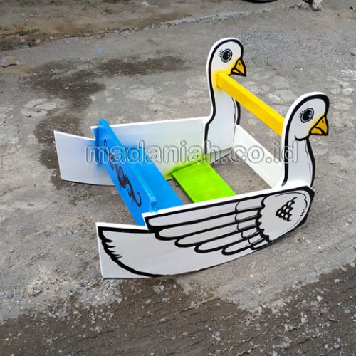 Jual Murah Mainan Angsa Goyang Anak TK PAUD Purbalingga Jual Murah Mainan Angsa Goyang Anak TK PAUD Purbalingga