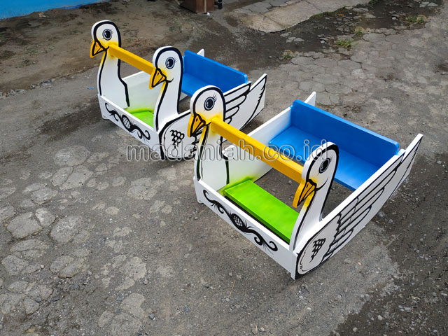 Jual Murah Mainan Angsa Goyang Anak TK PAUD Sukoharjo