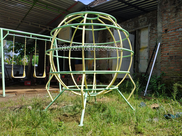 Jual Murah Mainan Bola Dunia Anak TK PAUD Kabupaten Malang