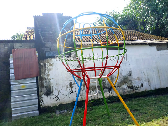 Jual Murah Mainan Bola Dunia Anak TK PAUD Lanny Jaya