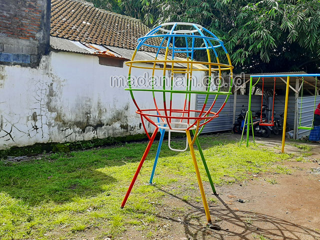 Jual Murah Mainan Bola Dunia Anak TK PAUD Majalengka