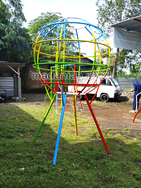Jual Murah Mainan Bola Dunia Anak TK PAUD Pangandaran