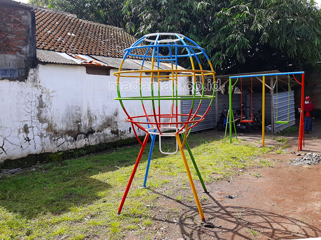 Jual Murah Mainan Bola Dunia Anak TK PAUD Purbalingga