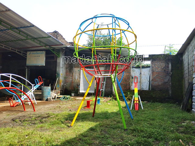 Jual Murah Mainan Bola Dunia Anak TK PAUD Semarang