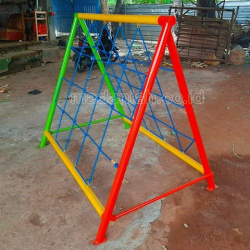 Jual Murah Mainan Panjat Tambang Segitiga Anak TK PAUD Bangli Jual Murah Mainan Panjat Tambang Segitiga Anak TK PAUD Bangli