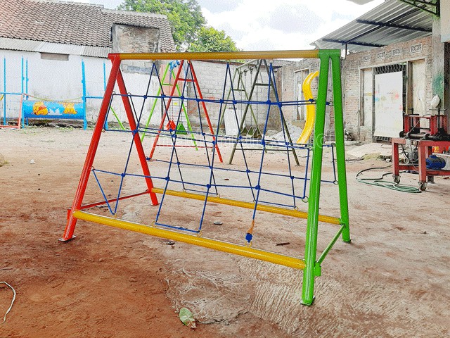 Jual Murah Mainan Panjat Tambang Segitiga Anak TK PAUD Bantul