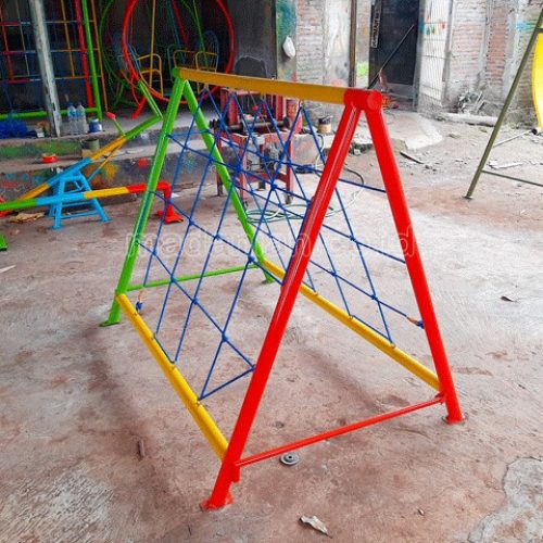 Jual Murah Mainan Panjat Tambang Segitiga Anak TK PAUD Bojonegoro