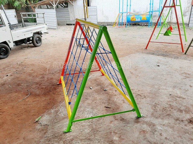 Jual Murah Mainan Panjat Tambang Segitiga Anak TK PAUD Kendal