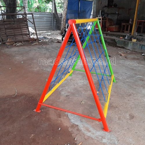 Jual Murah Mainan Panjat Tambang Segitiga Anak TK PAUD Kota Magelang