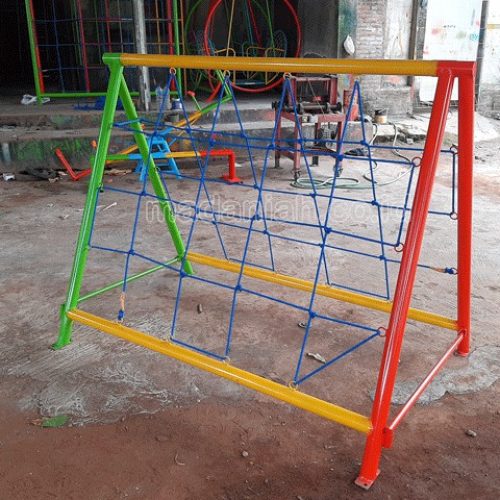 Jual Murah Mainan Panjat Tambang Segitiga Anak TK PAUD Magetan Jual Murah Mainan Panjat Tambang Segitiga Anak TK PAUD Magetan