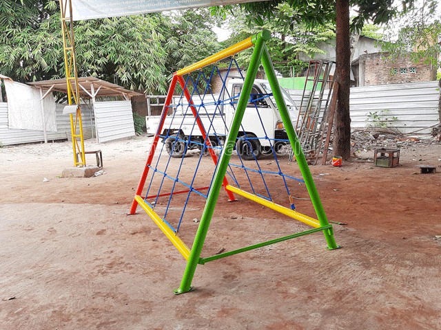 Jual Murah Mainan Panjat Tambang Segitiga Anak TK PAUD Mahakam Ulu