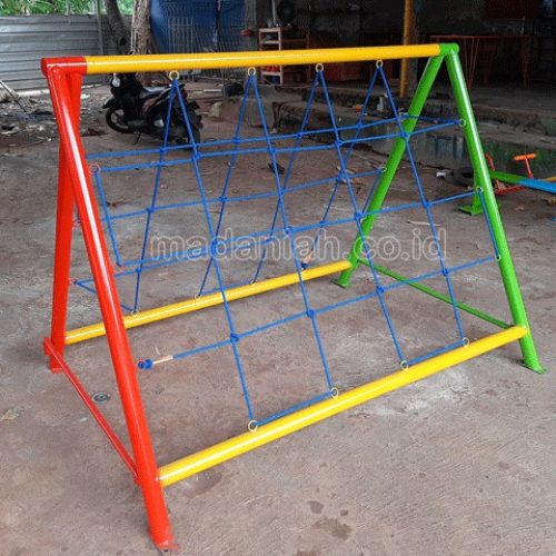 Jual Murah Mainan Panjat Tambang Segitiga Anak TK PAUD Pacitan