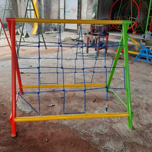 Jual Murah Mainan Panjat Tambang Segitiga Anak TK PAUD Pamekasan