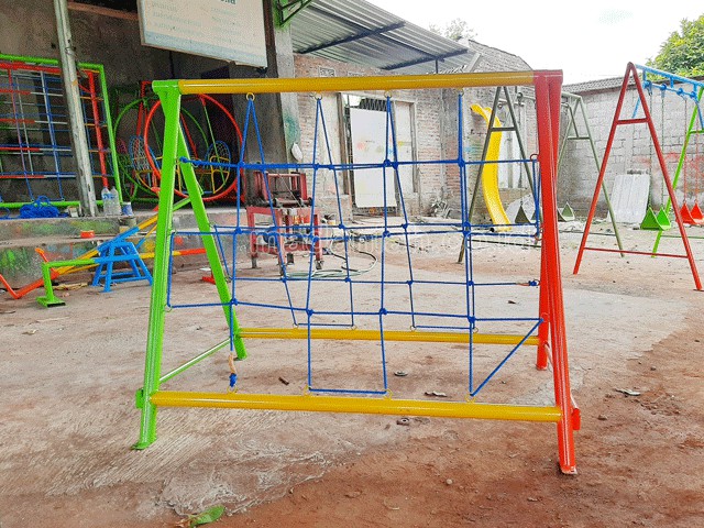 Jual Murah Mainan Panjat Tambang Segitiga Anak TK PAUD Purworejo