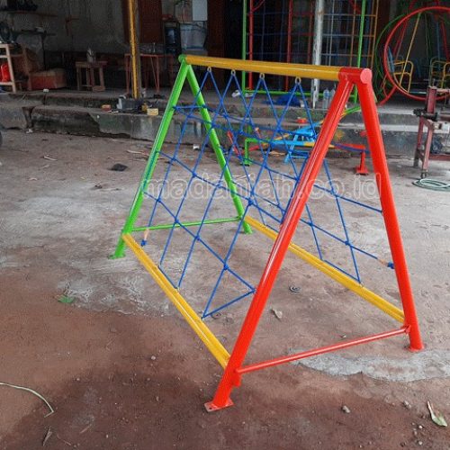 Jual Murah Mainan Panjat Tambang Segitiga Anak TK PAUD Sragen Jual Murah Mainan Panjat Tambang Segitiga Anak TK PAUD Sragen
