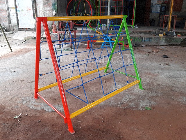 Jual Murah Mainan Panjat Tambang Segitiga Anak TK PAUD Subang