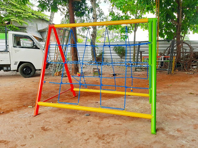 Jual Murah Mainan Panjat Tambang Segitiga Anak TK PAUD Sumedang