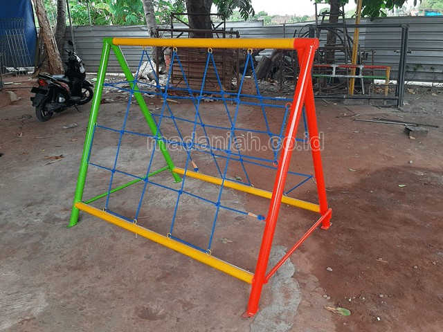 Jual Murah Mainan Panjat Tambang Segitiga Anak TK PAUD Supiori