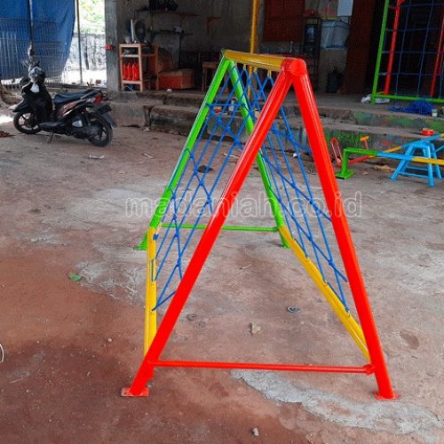 Jual Murah Mainan Panjat Tambang Segitiga Anak TK PAUD Tabanan