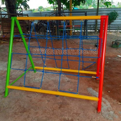Jual Mainan Panjat Tambang Segitiga Anak TK PAUD Maluku Tengah Jual Mainan Panjat Tambang Segitiga Anak TK PAUD Maluku Tengah