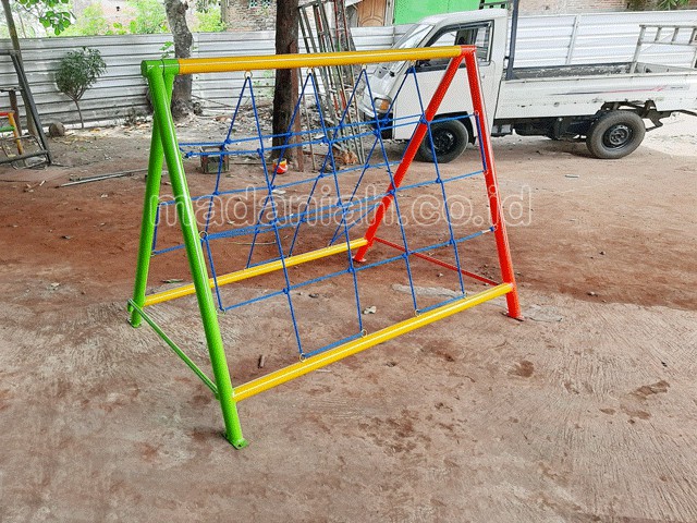 Jual Mainan Panjat Tambang Segitiga Anak TK Penukal Abab Lematang Ilir