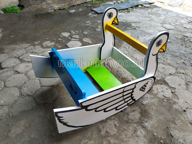 Jual Murah Mainan Angsa Goyang Anak TK PAUD Asahan