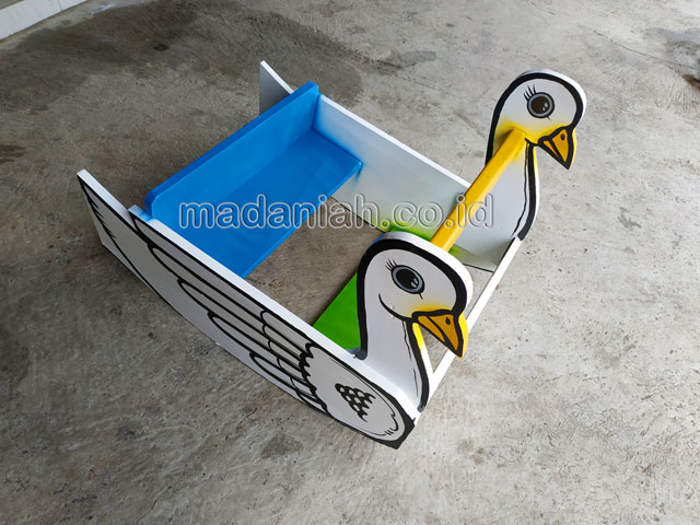 Jual Murah Mainan Angsa Goyang Anak TK PAUD Cirebon