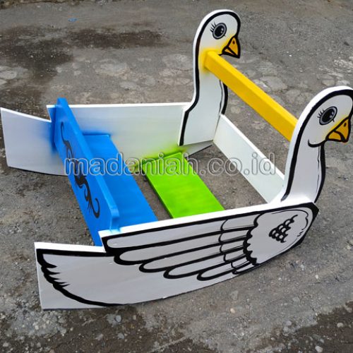 Jual Murah Mainan Angsa Goyang Anak TK PAUD Donggala Jual Murah Mainan Angsa Goyang Anak TK PAUD Donggala