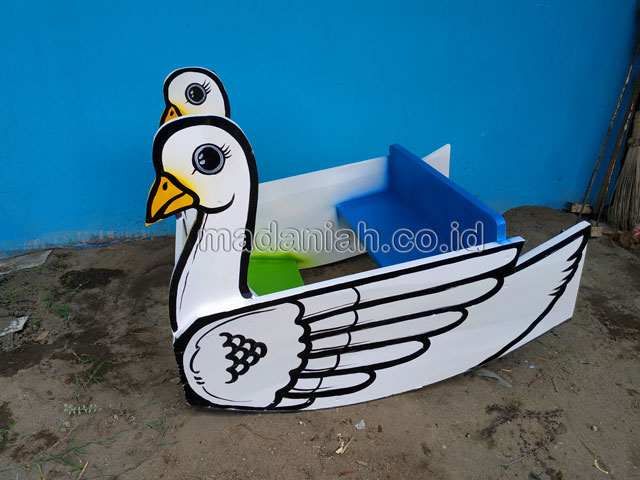 Jual Murah Mainan Angsa Goyang Anak TK PAUD Halmahera Timur