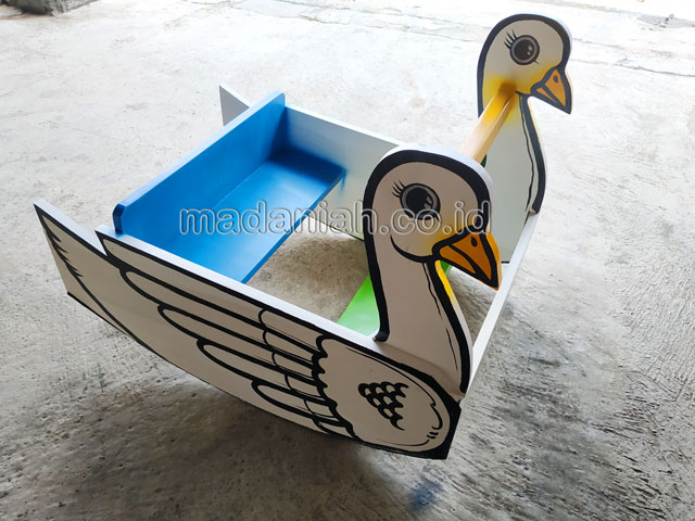 Jual Murah Mainan Angsa Goyang Anak TK PAUD Hulu Sungai Selatan
