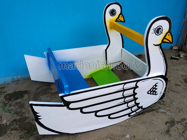 Jual Murah Mainan Angsa Goyang Anak TK PAUD Kota Sungai Penuh