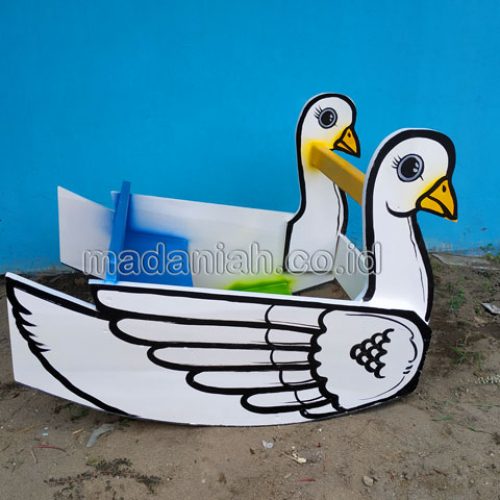 Jual Murah Mainan Angsa Goyang Anak TK PAUD Maybrat