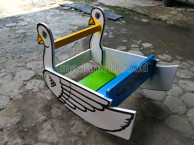 Jual Murah Mainan Angsa Goyang Anak TK PAUD Nias Barat