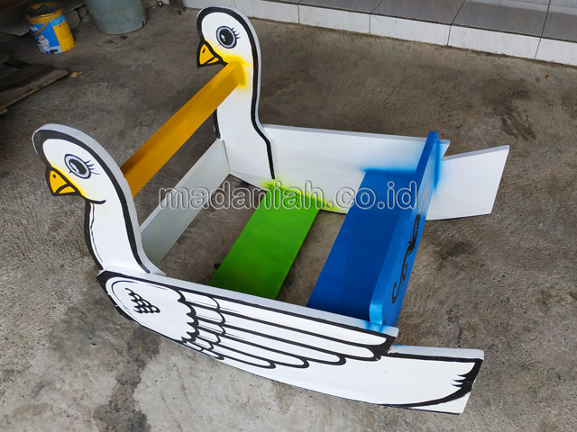 Jual Murah Mainan Angsa Goyang Anak TK PAUD Sitaro