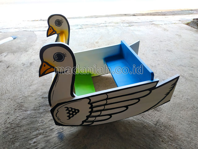 Jual Murah Mainan Angsa Goyang Anak TK PAUD Tapin