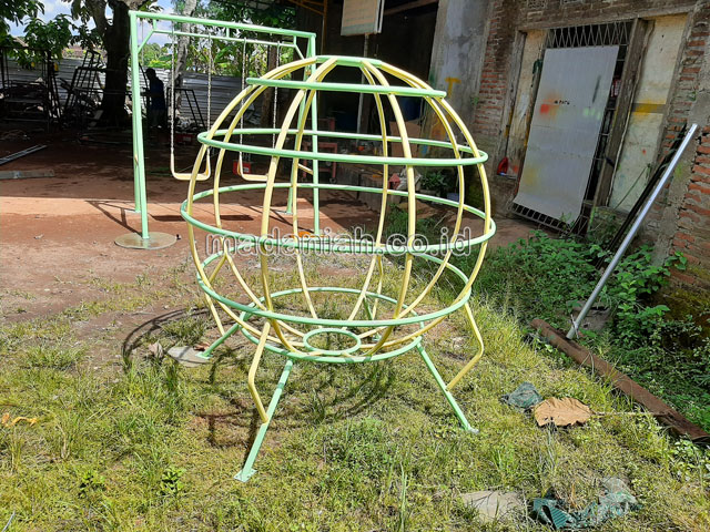 Jual Murah Mainan Bola Dunia Anak TK PAUD Ende