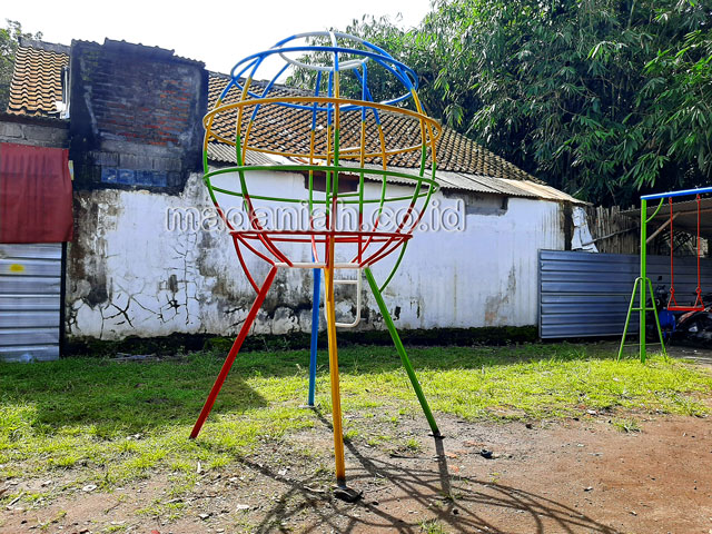 Jual Murah Mainan Bola Dunia Anak TK PAUD Landak