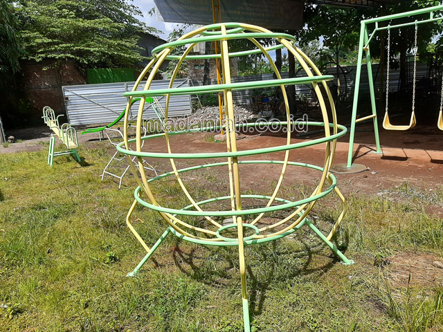 Jual Murah Mainan Bola Dunia Anak TK PAUD Muna