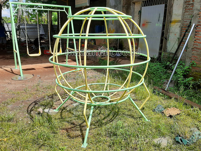 Jual Murah Mainan Bola Dunia Anak TK PAUD Sorong